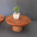 IMPODIO Showcase kayu mahoni Stand tinggi 11cm Diameter 20cm - dalam penggunaan