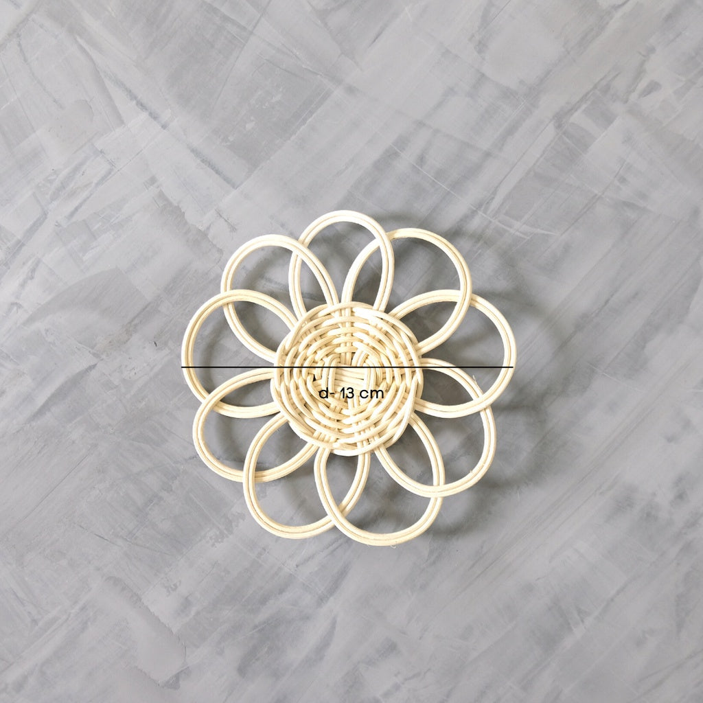 IMPODIO Coaster anyaman bunga bambu IMPODIO / tatakan gelas / properti foto