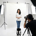 IMPODIO Paket Lengkap Background Spunbond putih 1.6 x 3M + Stand alumunium 2 x 3M + 3 Jepit Backdrop Hitam