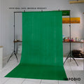 IMPODIO Paket Greenscreen spunbon Hijau tua + Stand backdrop - tampak samping