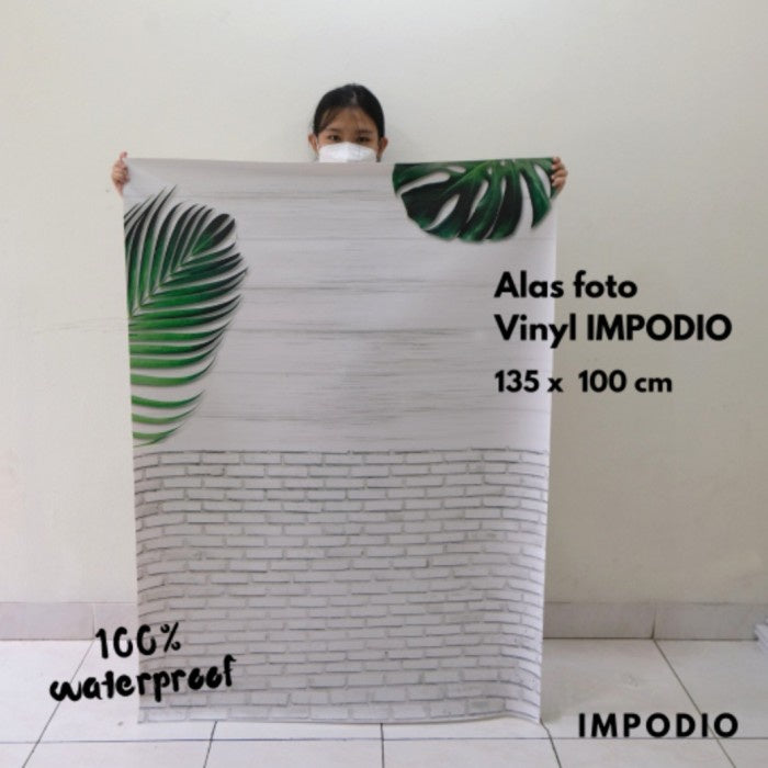 IMPODIO Background foto gulung anti air ukuran 68x100cm - dalam penggunaan
