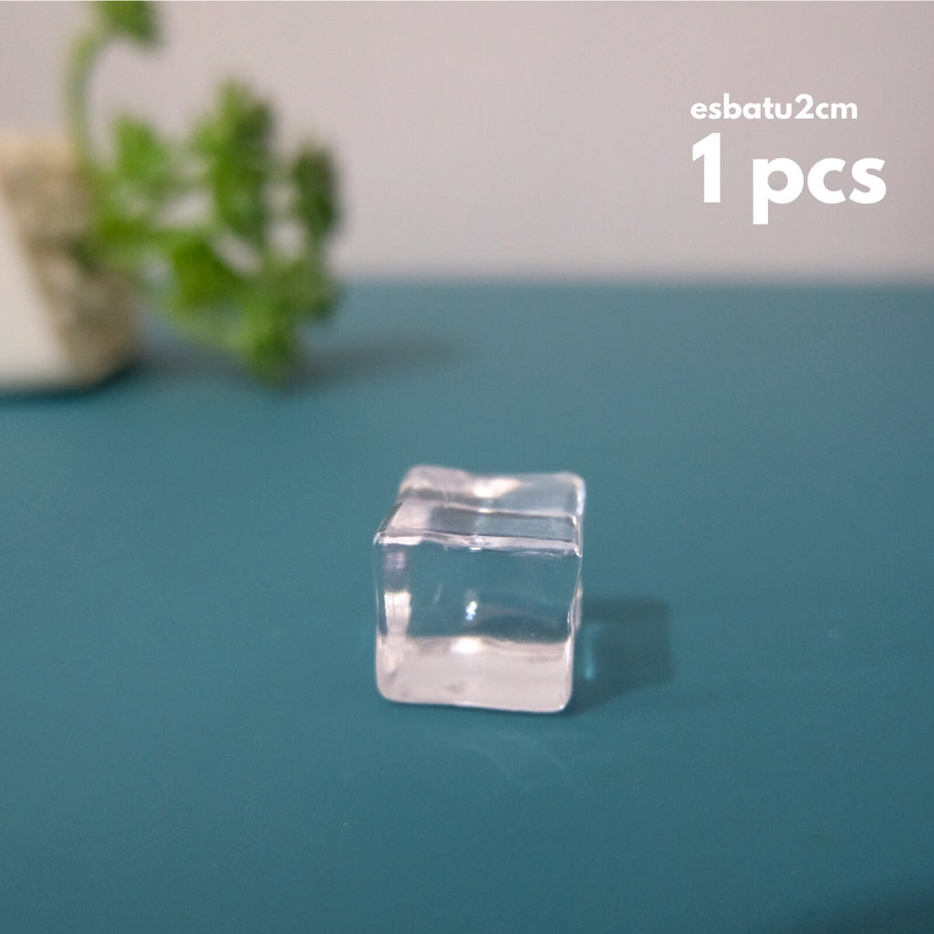 IMPODIO Es batu palsu – Fake ice cube ukuran 2x2cm realistis - detail produk