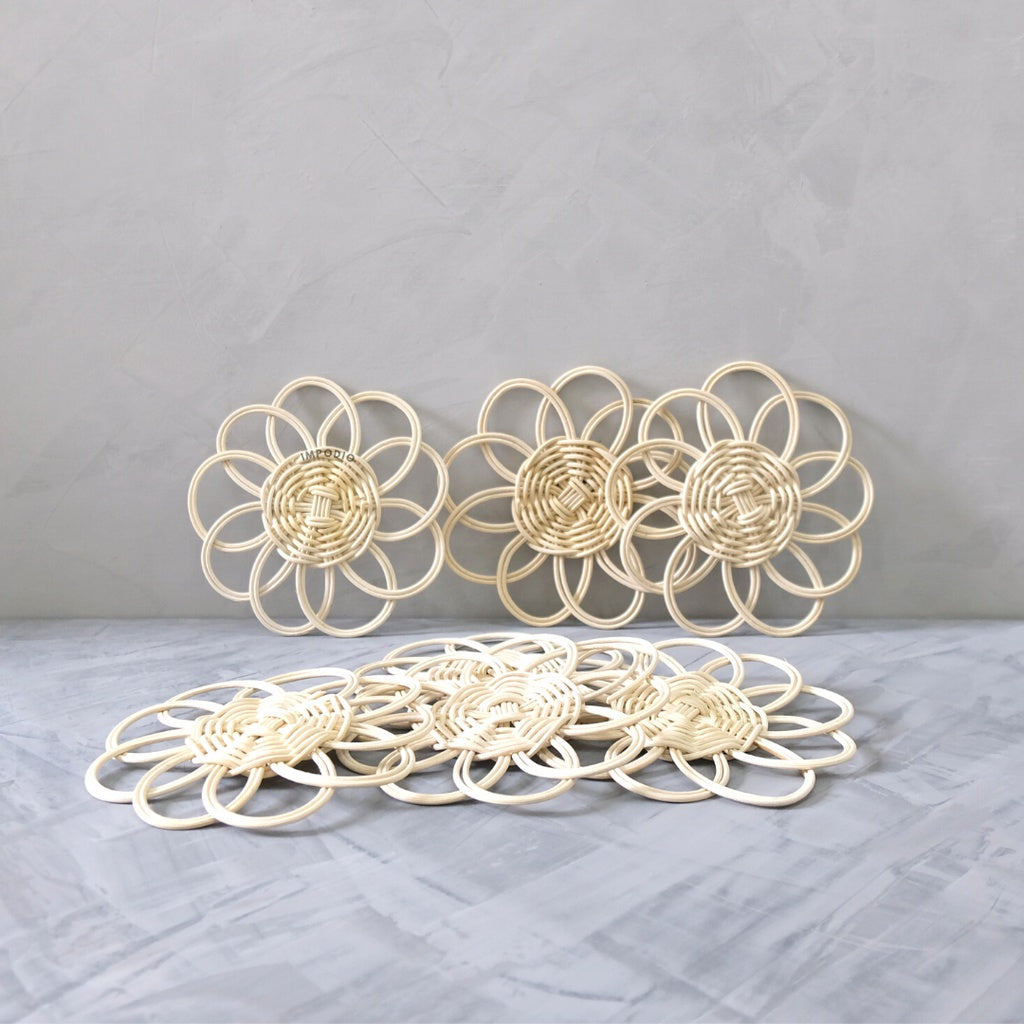 IMPODIO Coaster anyaman bunga bambu IMPODIO / tatakan gelas / properti foto