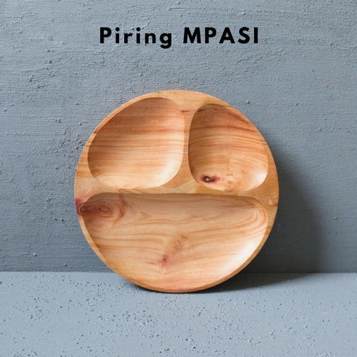 Piring MPASI BULAT IMPODIO / piring kayu / properti foto konten