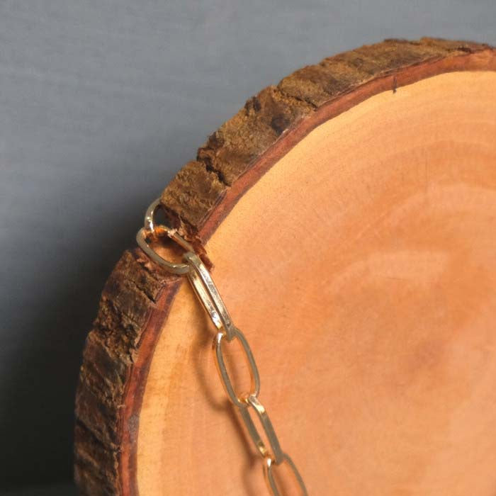 Potongan kayu untuk pajangan hiasan / Wood slice jewellery