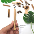 IMPODIO spoon fish - Properti props foto - dalam penggunaan