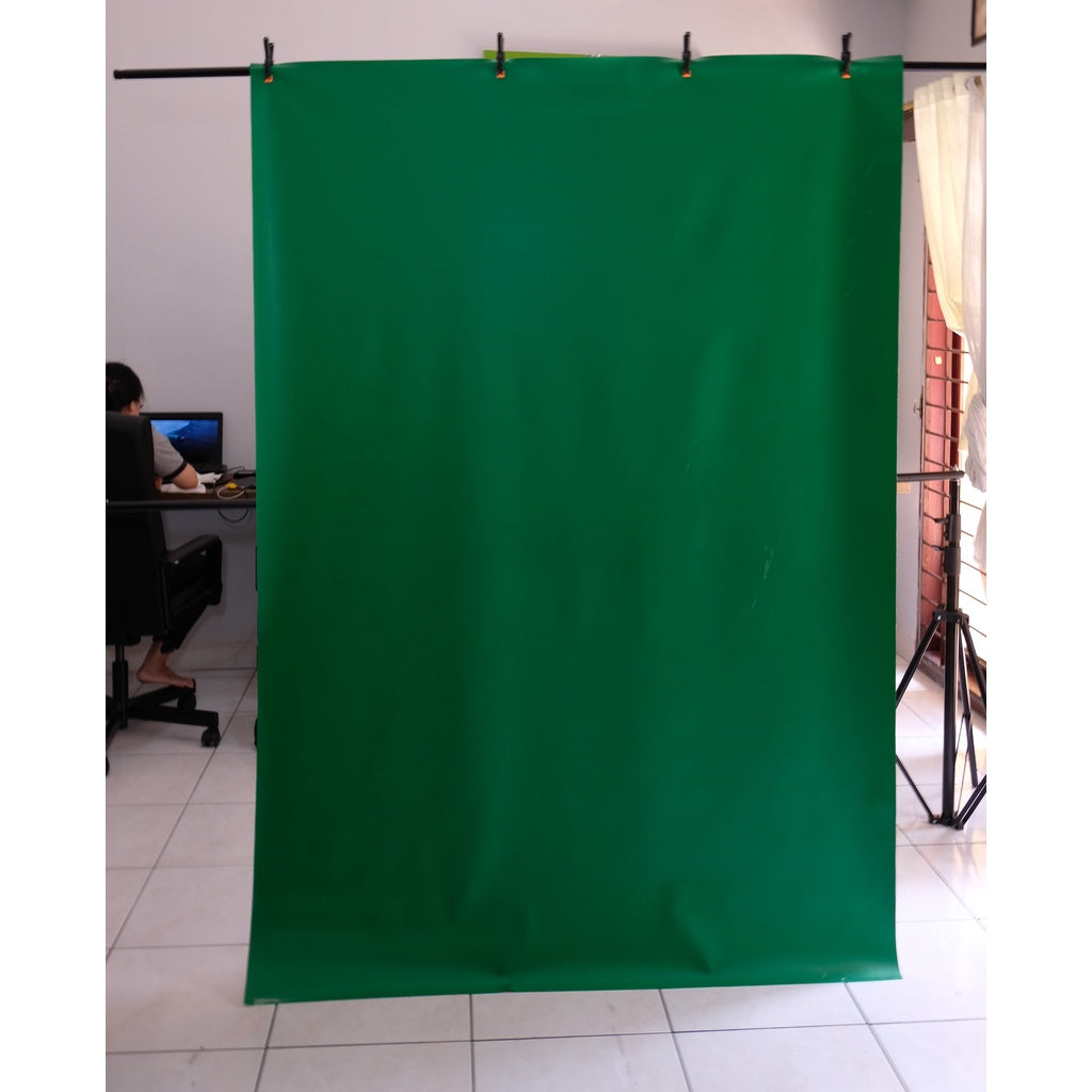 IMPODIO T-Shape stand + Background IMPODIO HIJAU muda/tua FREE jepit 4pcs
