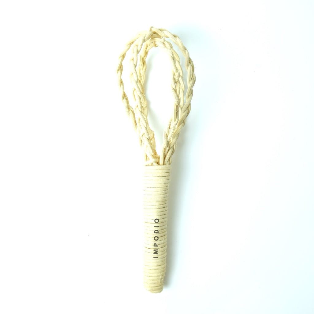 IMPODIO Mixer rotan anyaman lucu warna putih dan bagus props foto - close up