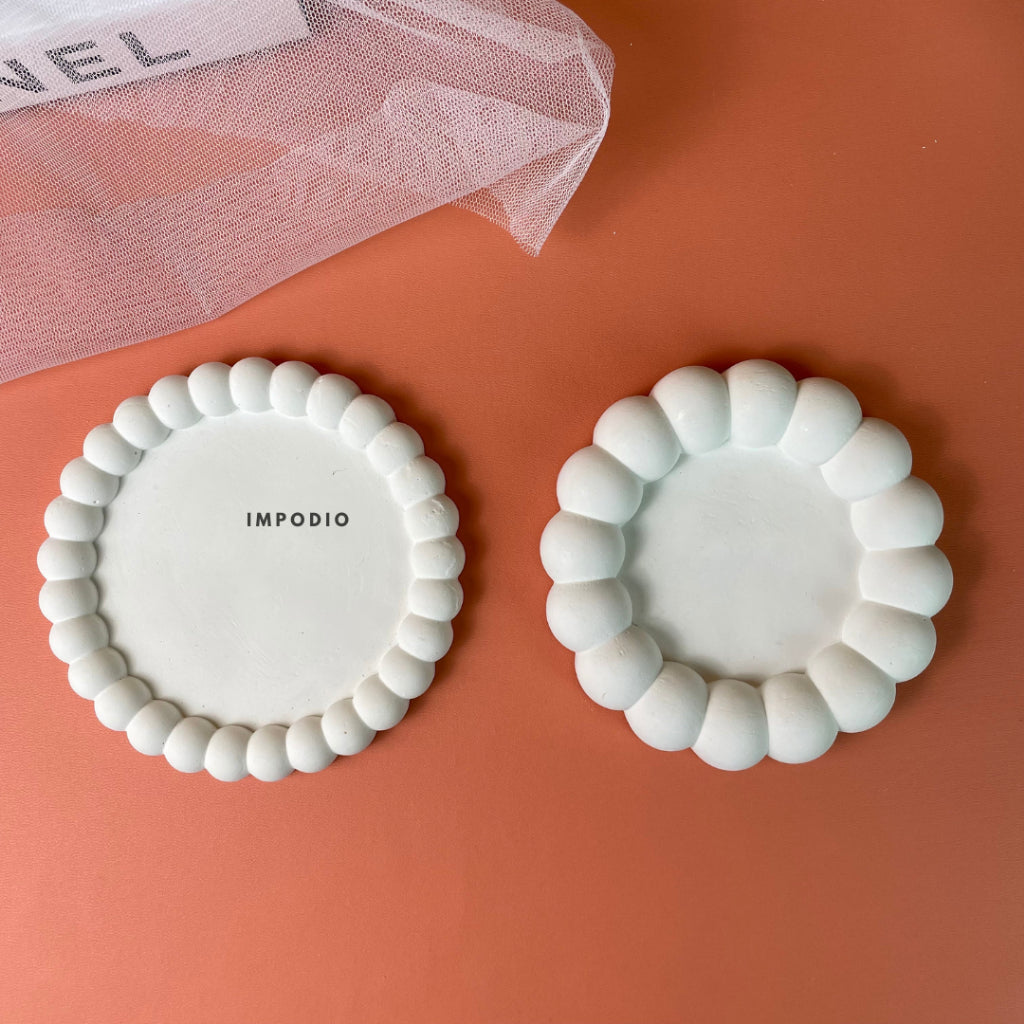 IMPODIO Bubble concrete puffy - coaster tray terazzo - Props foto