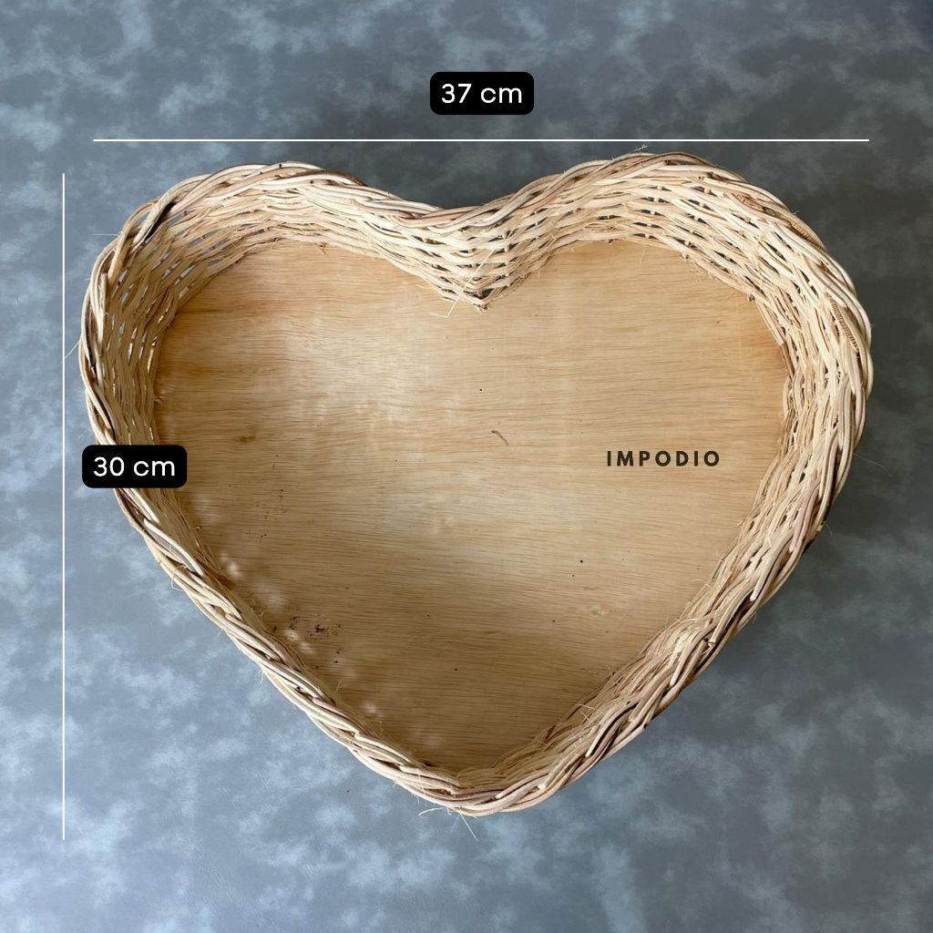 Keranjang Rotan Bentuk Love Set 3pcs IMPODIO - Props Foto Produk