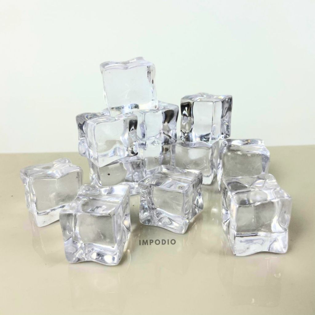 Es Batu Palsu / Fake Ice cube 3x 3cm - aksesoris photo