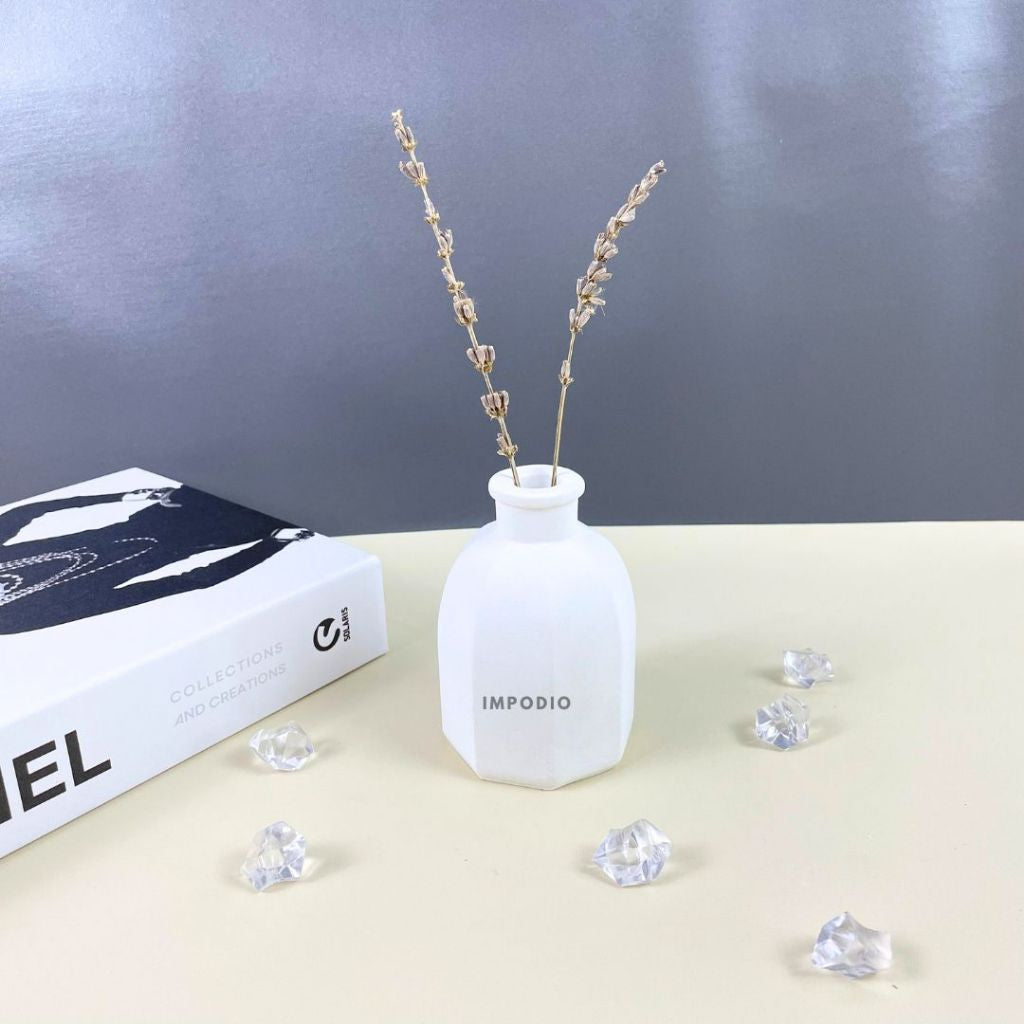 IMPODIO Mini Flower Vase Concrete Mini Nordic  Aesthetic berbagai variant-  Vas Bunga Dekorasi Meja Props Foto Produk