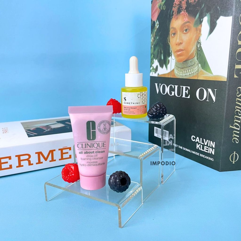 IMPODIO Acrylic Tangga 3 Tingkat - Podium Display Foto Produk