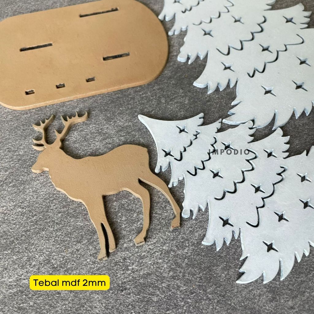 IMPODIO Ornamen rusa dan pohon natal - Props foto produk