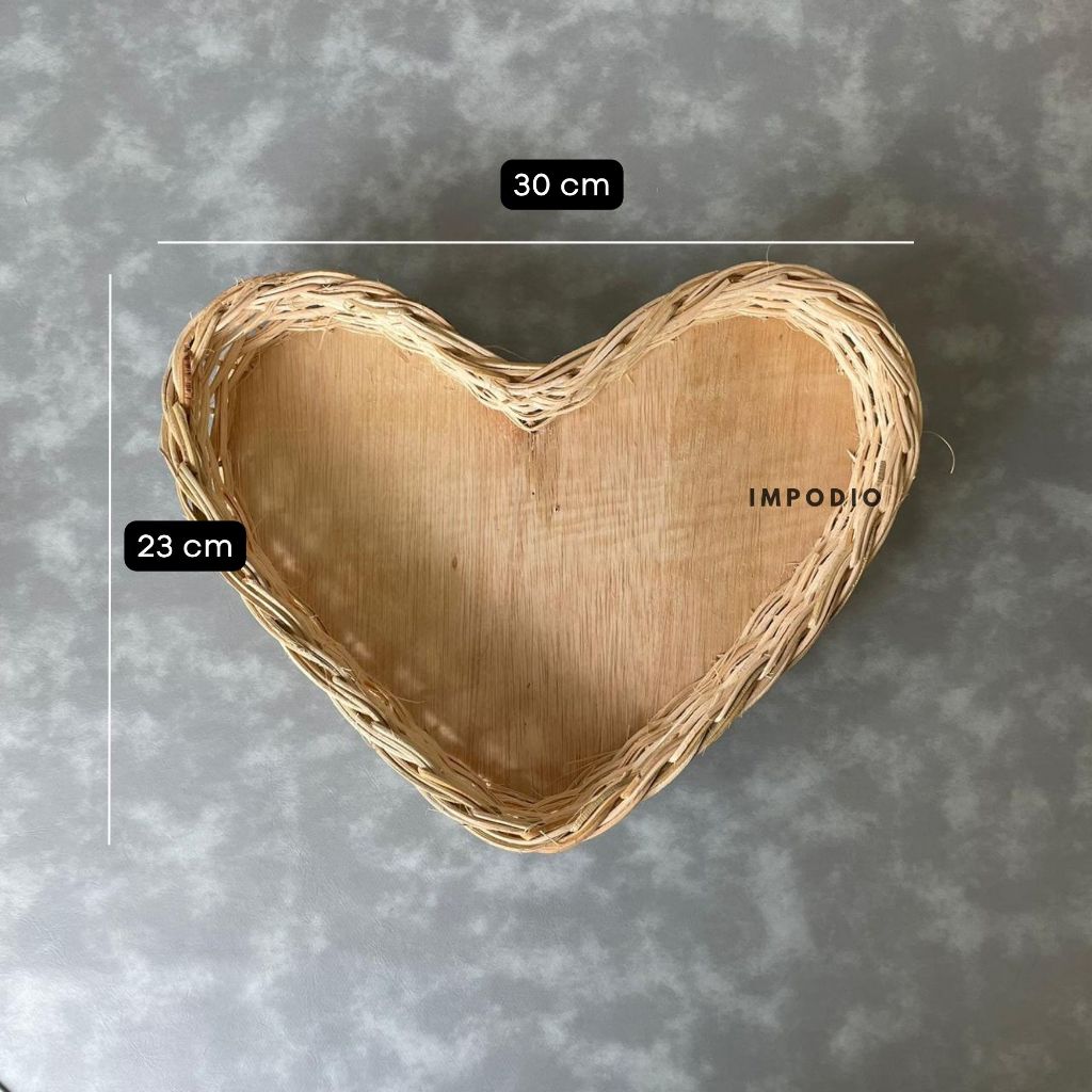 Keranjang Rotan Bentuk Love Set 3pcs IMPODIO - Props Foto Produk