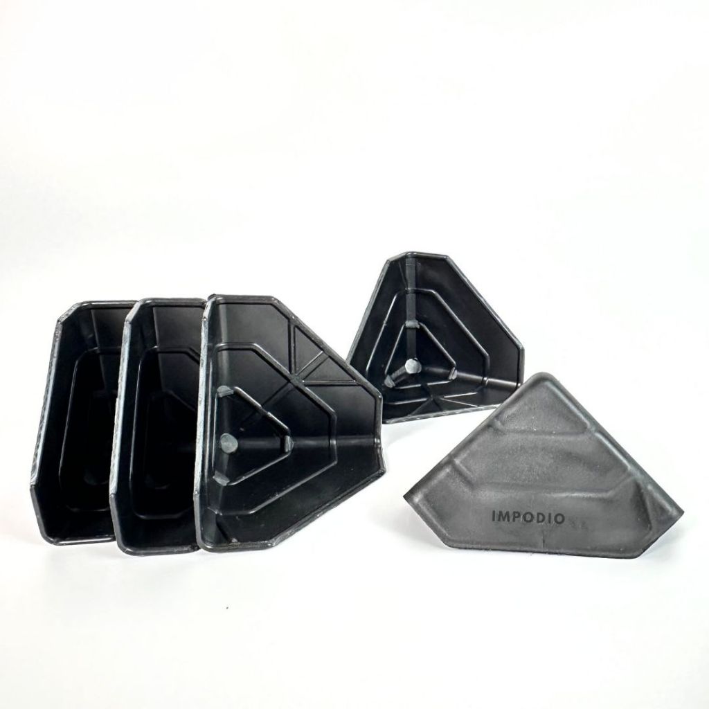 IMPODIO Siku Pelindung Sudut Box Packaging – Triangle Plastic Corner - tampak samping