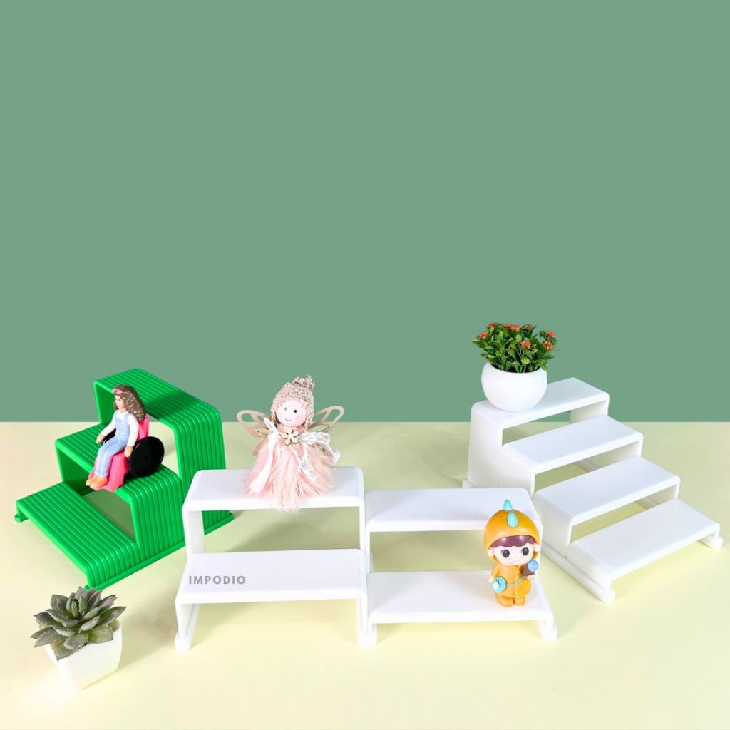 IMPODIO Tangga Display 3 Tingkat Bahan Resin thermoplastic - Rak Pajangan Miniatur / Koleksi / Action figure