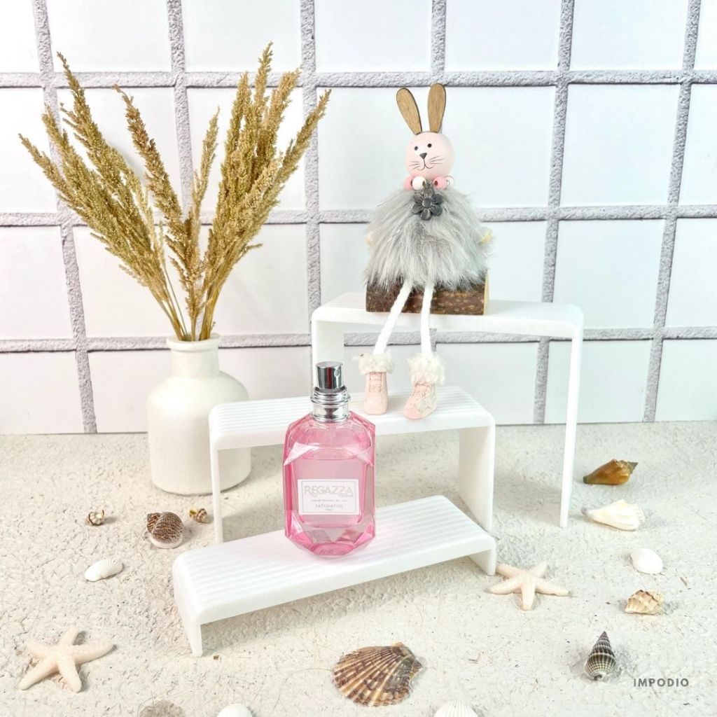 IMPODIO Tangga Display 3 Tingkat Bahan Resin thermoplastic - Rak Pajangan Miniatur / Koleksi / Action figure