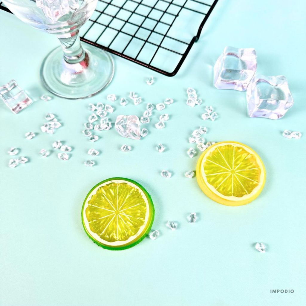 IMPODIO Kerikil es batu artificial Extra Small - ice cube fake props foto (PER CUP)