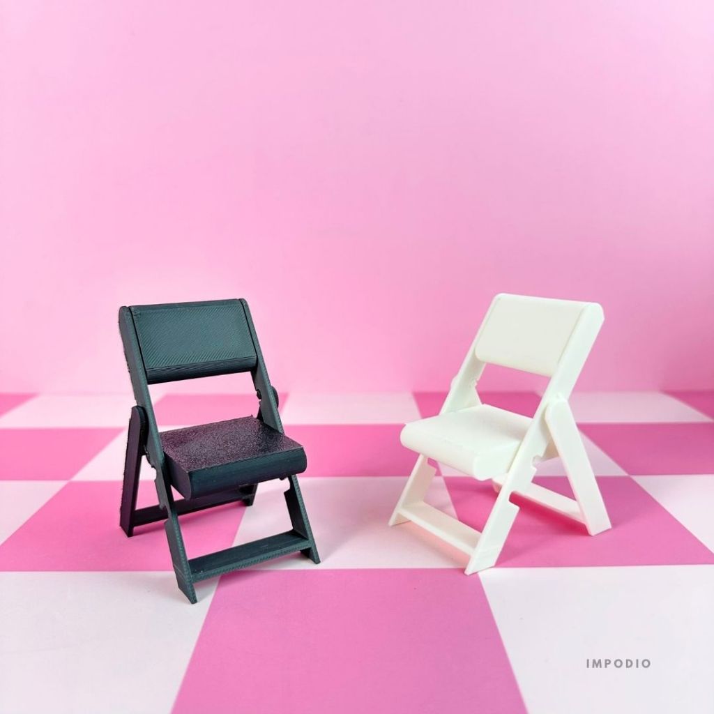 IMPODIO Kursi Mini Bangku Pantai – Chair Miniatur Resin Dekorasi Props - close up