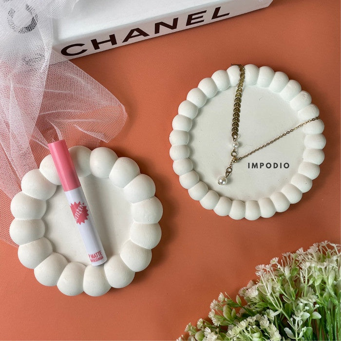 IMPODIO Bubble concrete puffy - coaster tray terazzo - Props foto