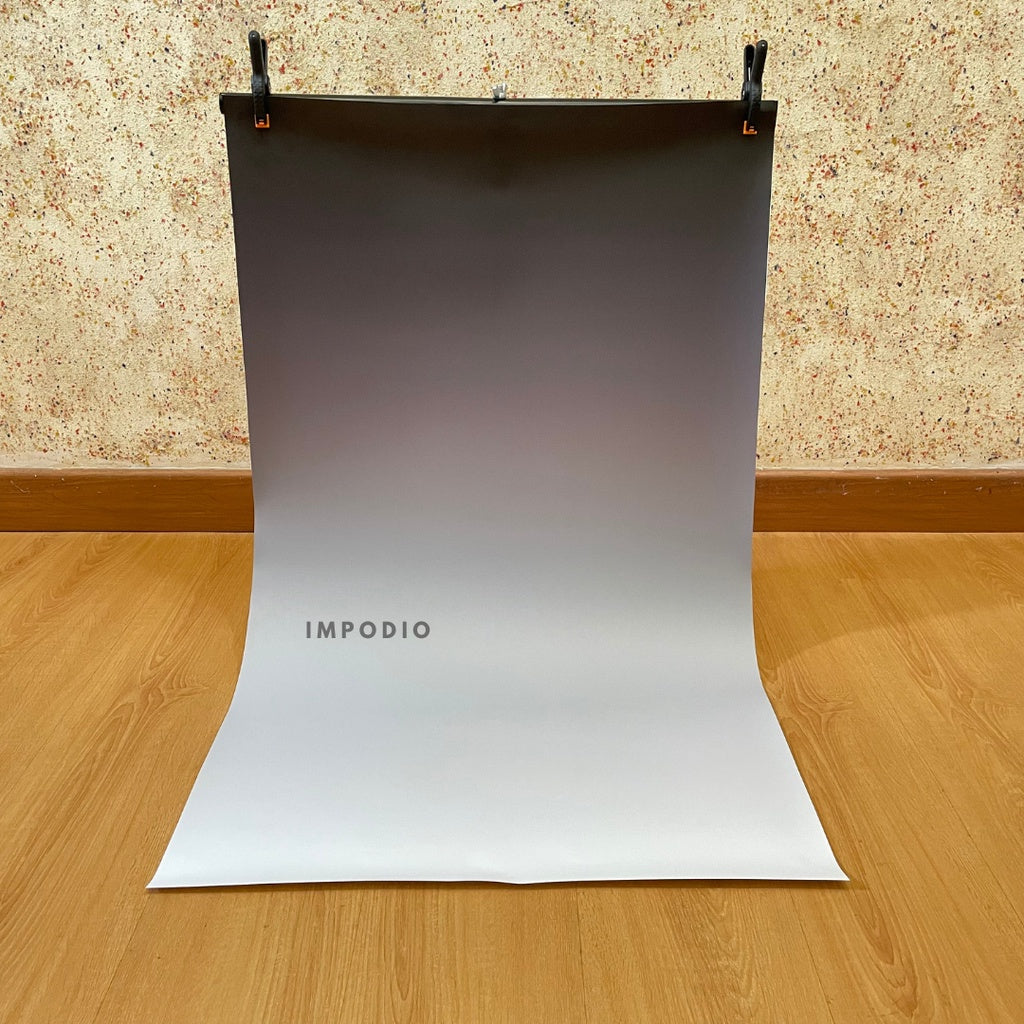 IMPODIO Paper Background Gradient 50x100cm - alas foto gulung